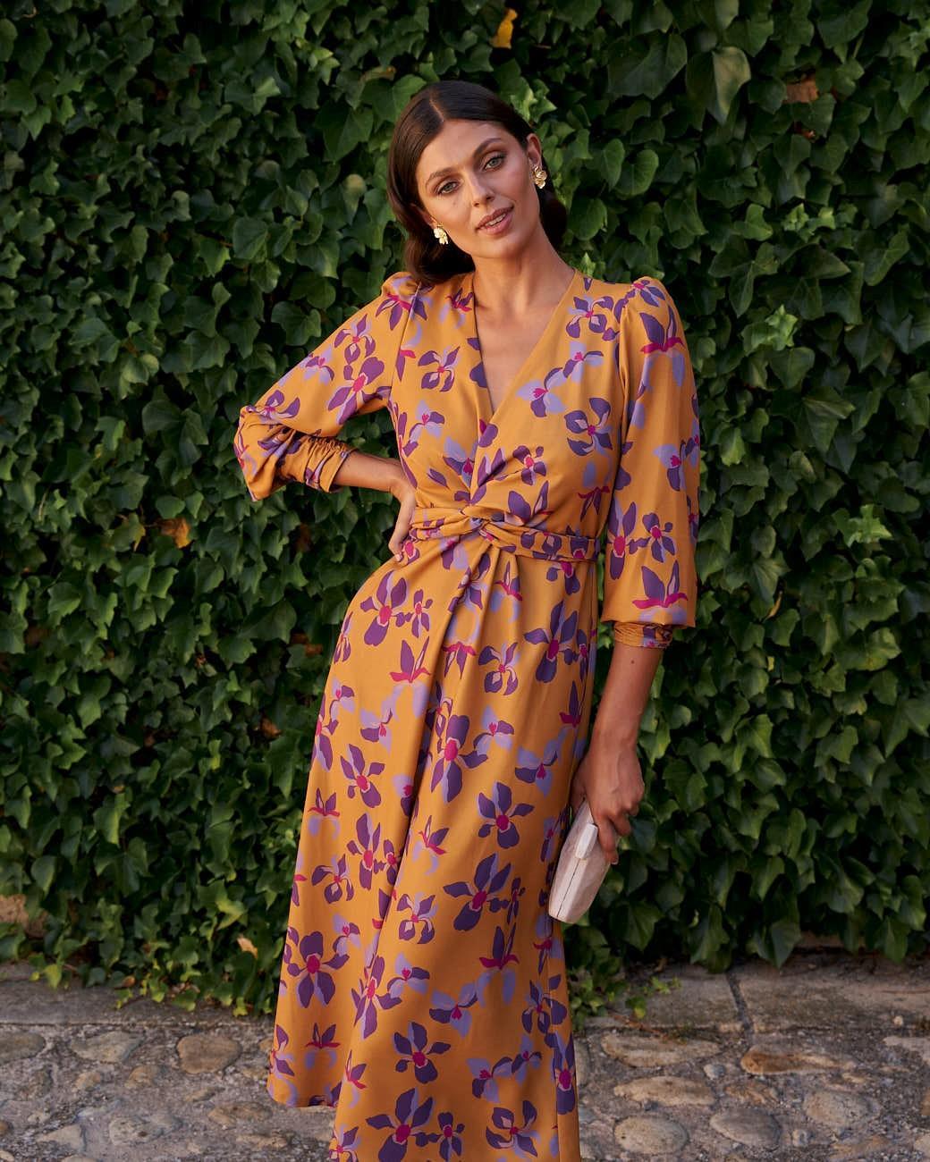 Kleid mit Knoten Cata