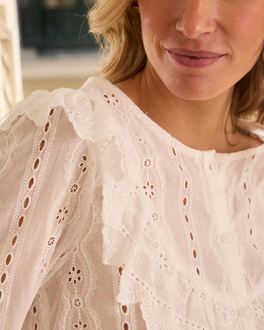 Bluse mit Volant Aida