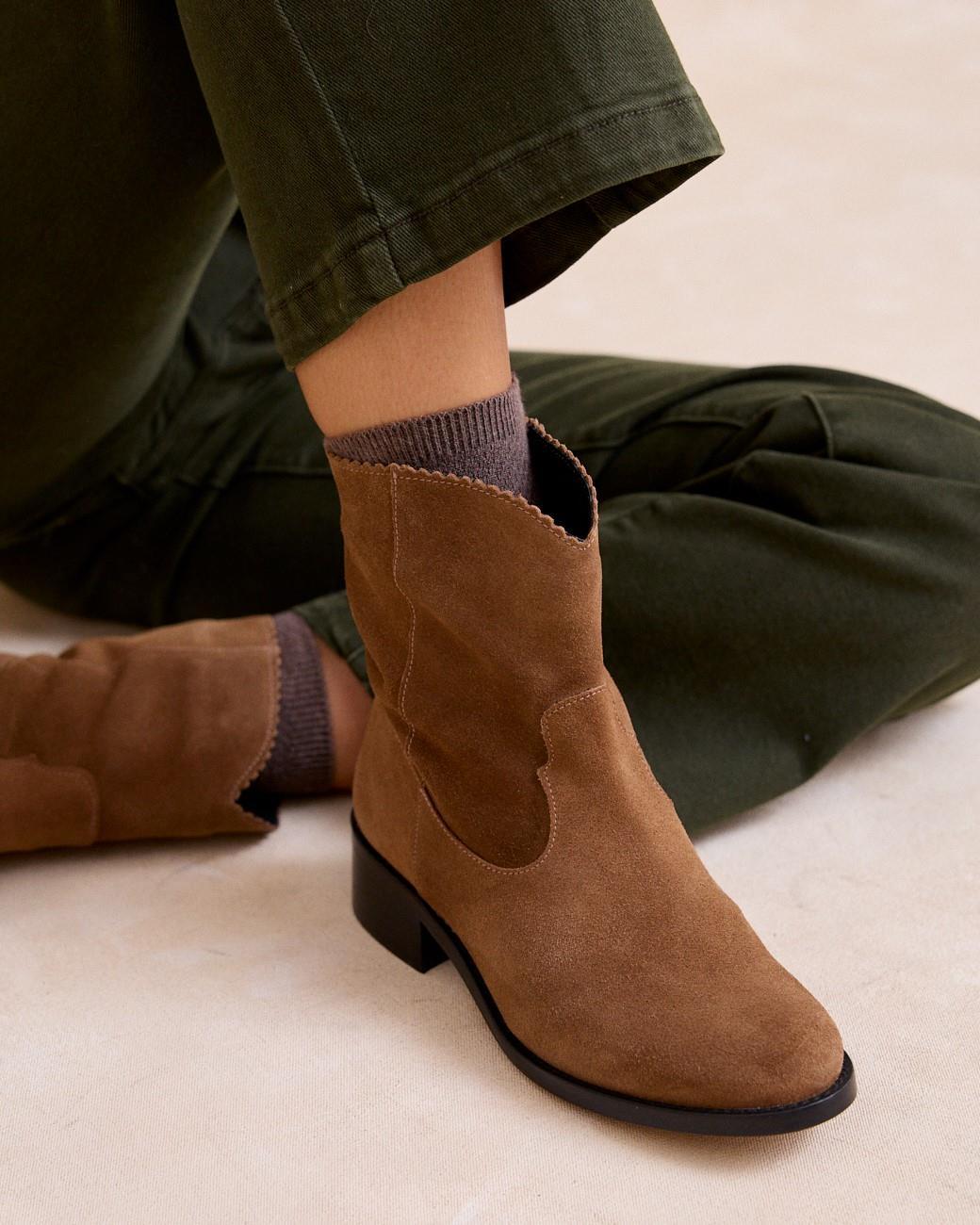 Stiefelette mit Wellen Serrala