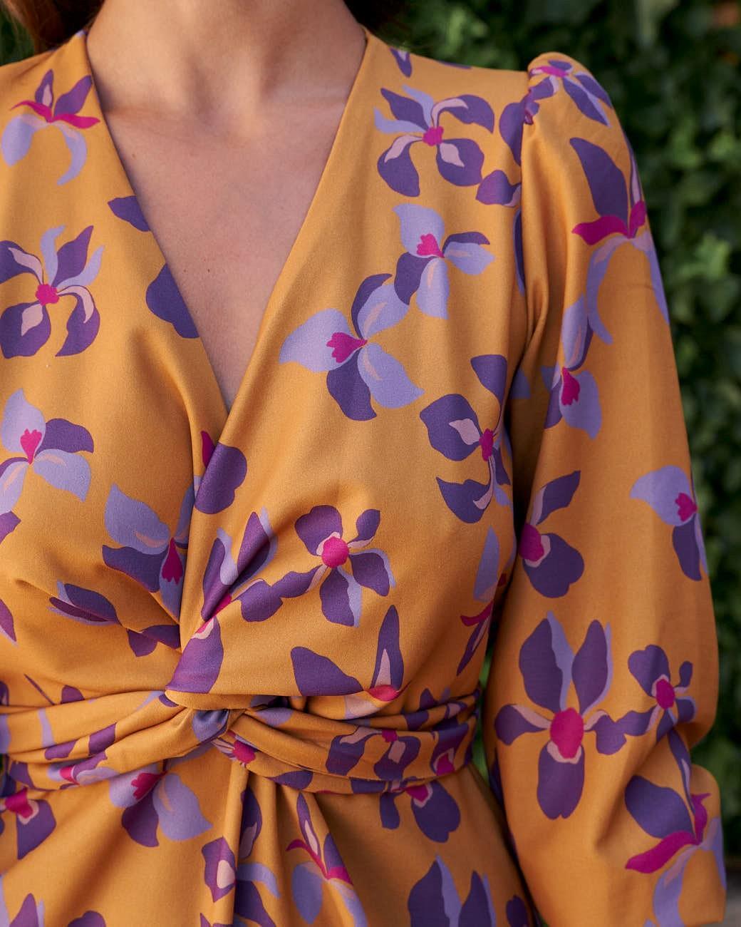 Kleid mit Knoten Cata