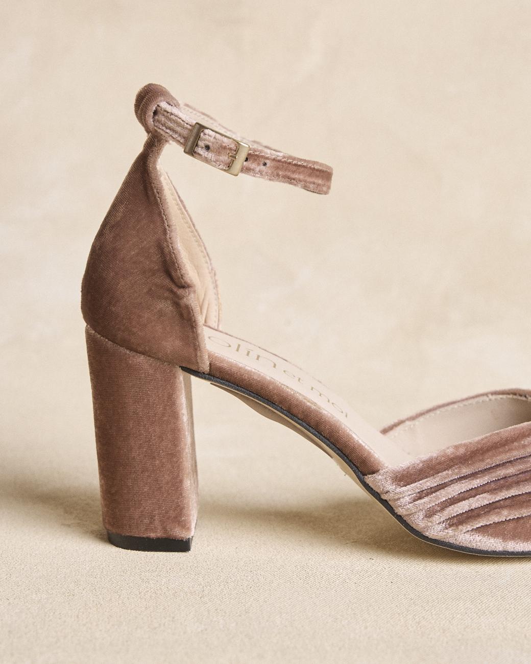 Schuh mit Absatz Edel