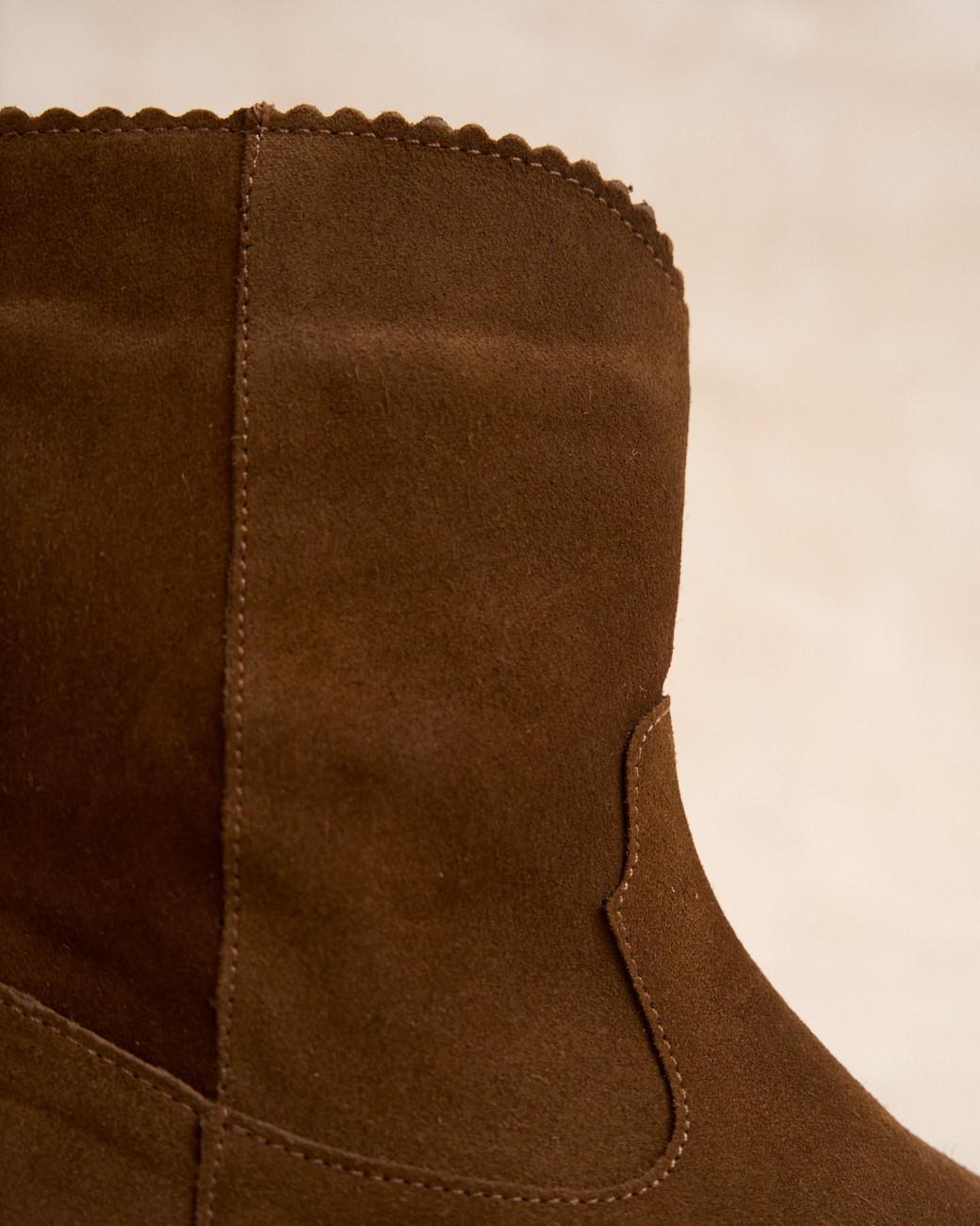 Stiefelette mit Wellen Serrala