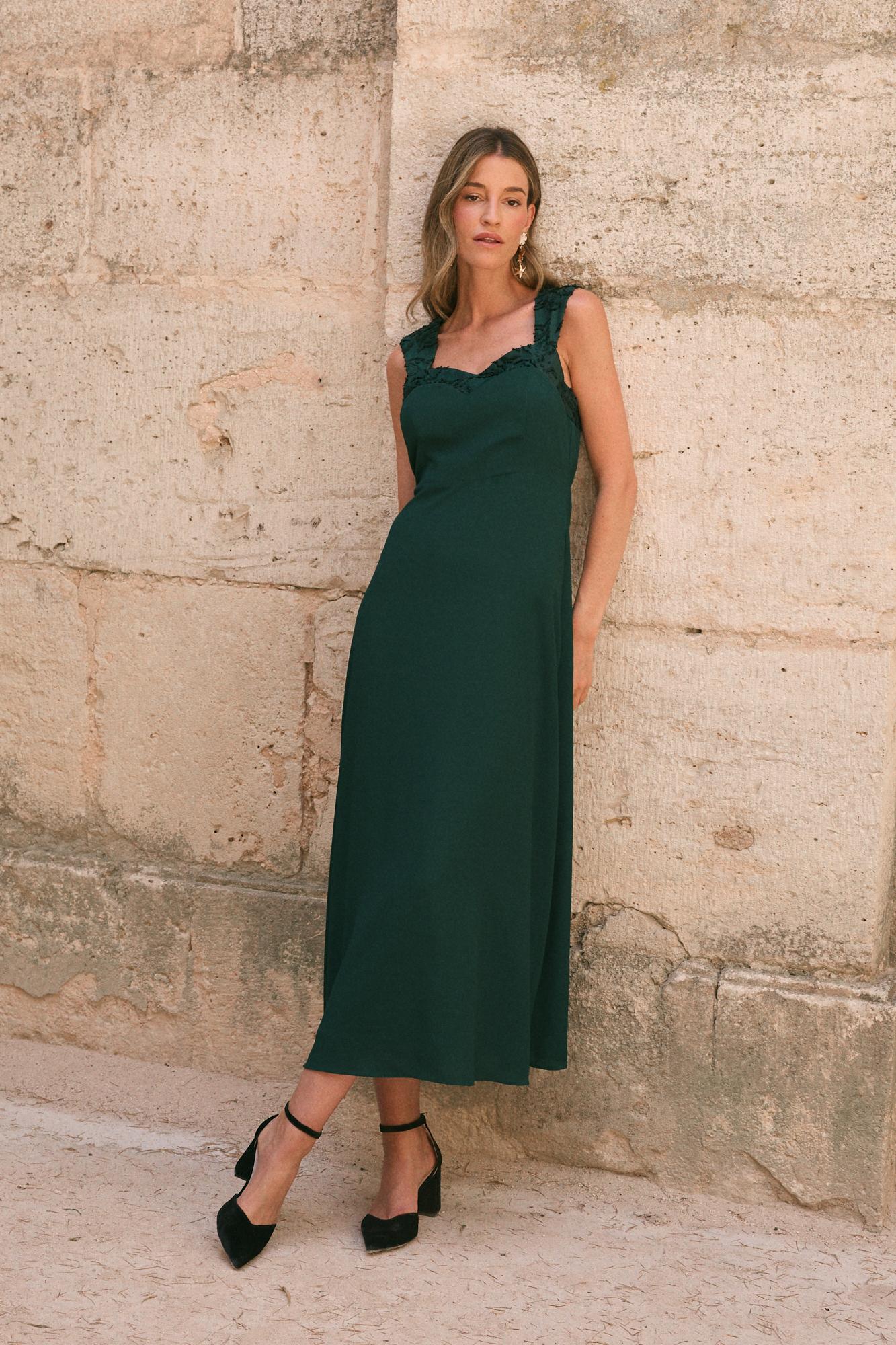 Lada Gästekleid