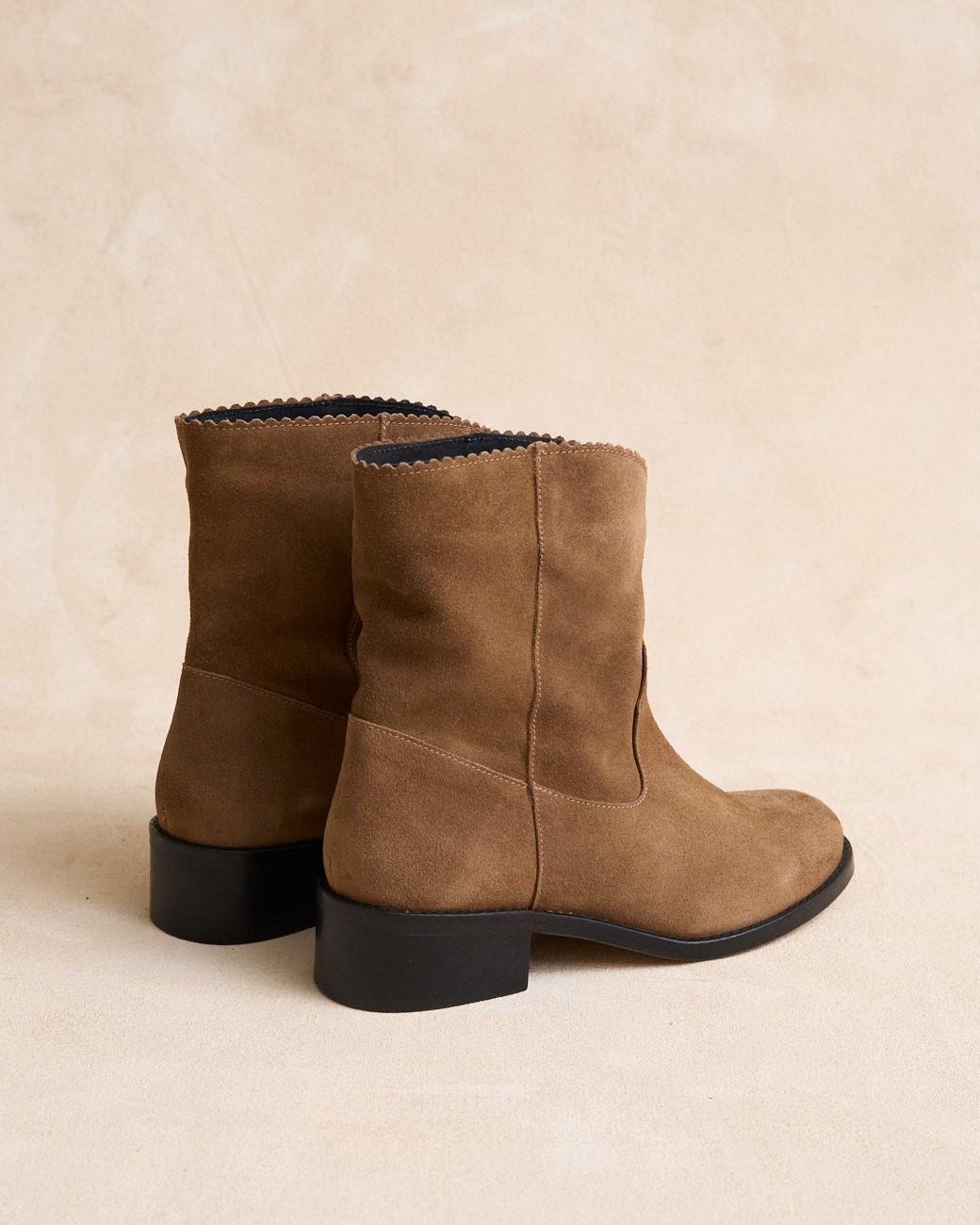 Stiefelette mit Wellen Serrala