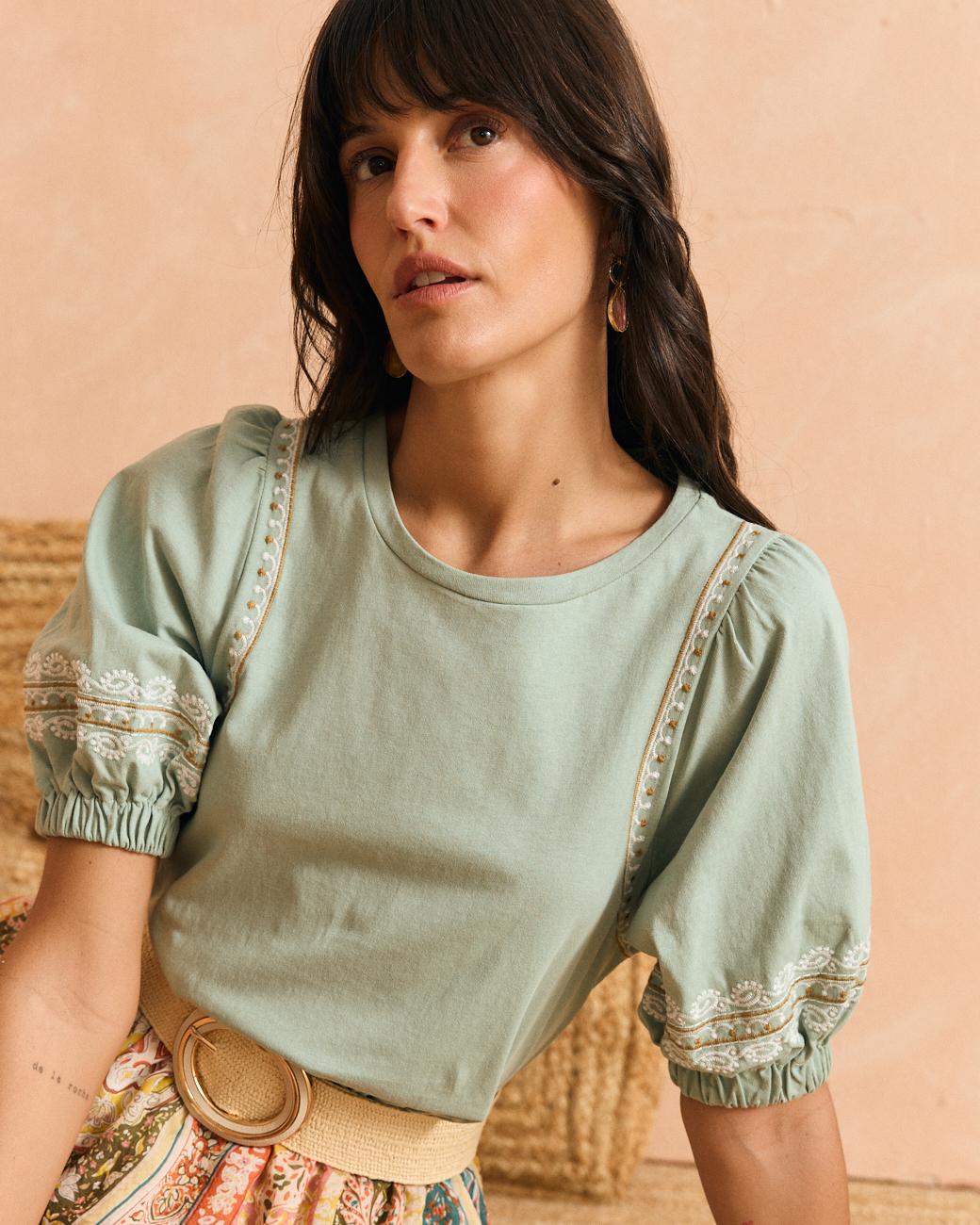 Besticktes T-Shirt Carlota