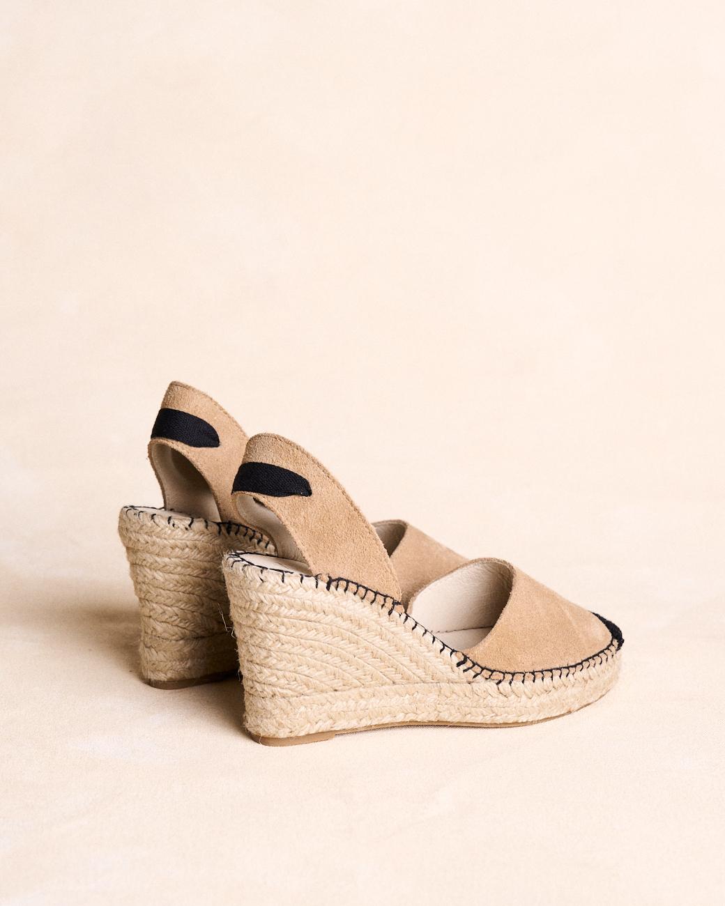 Chanel Spitze Espadrilles