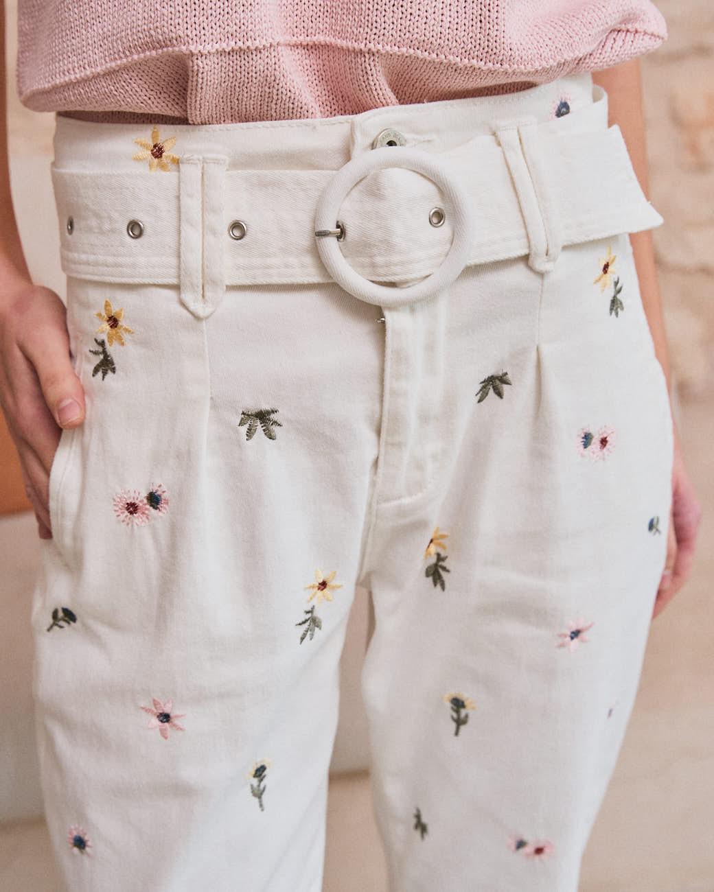 Zenia Jeans mit Blumenmuster