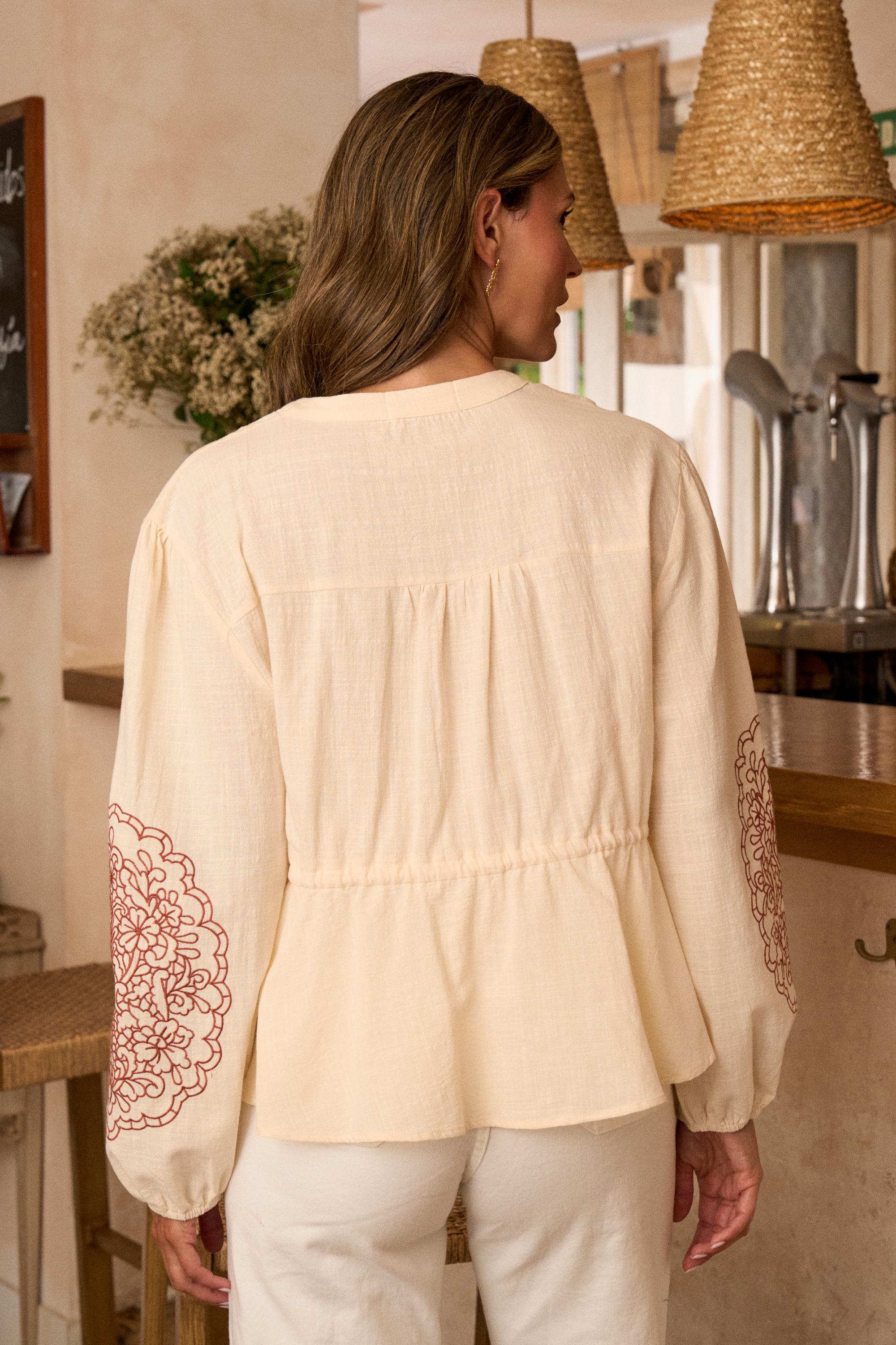 Bluse mit Stickerei Melisenda