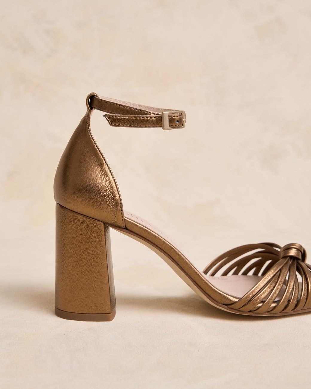 Sandale mit Knoten Clotis