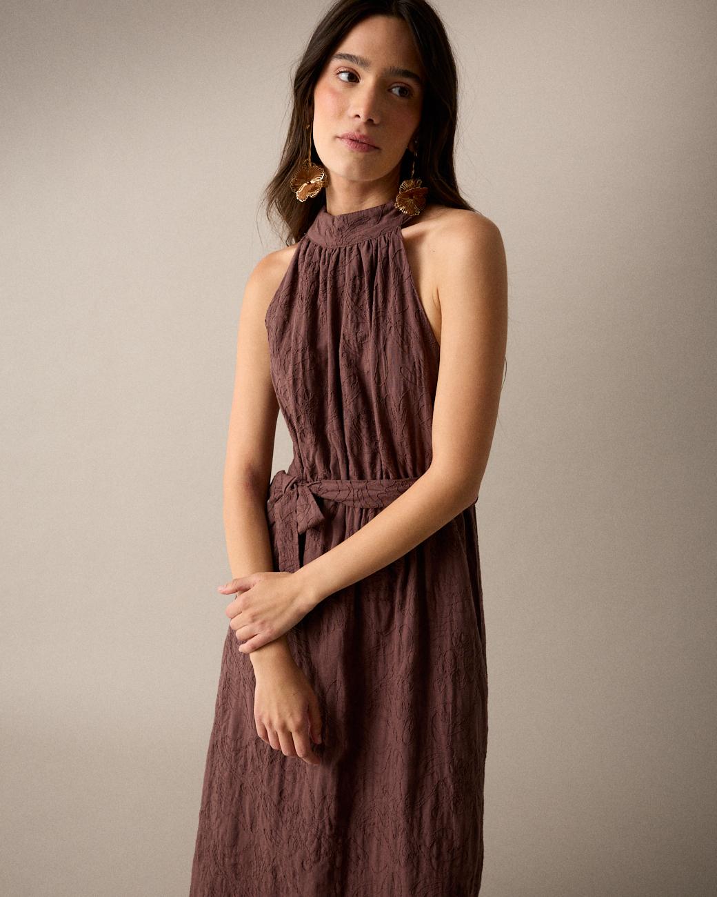 Besticktes Kleid mit Neckholder
