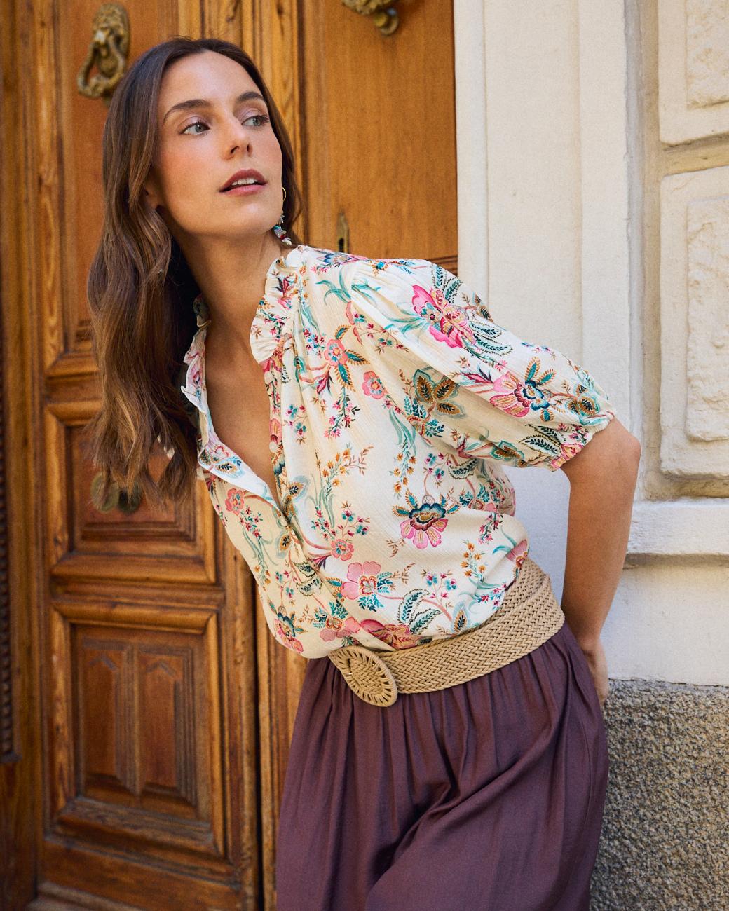 Bluse mit Blumen Tunia