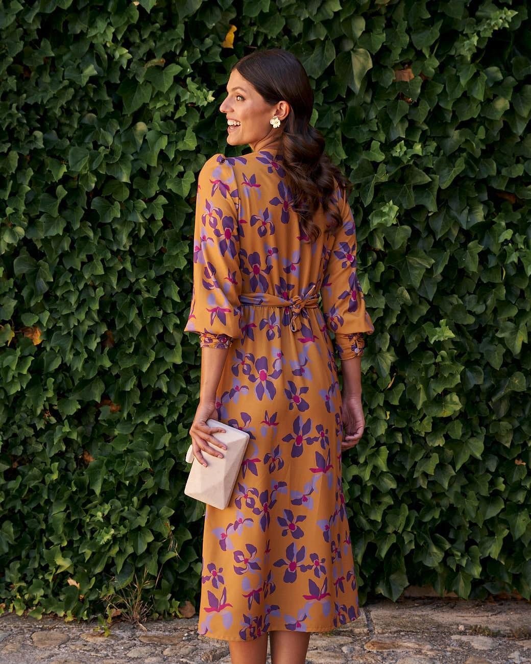 Kleid mit Knoten Cata