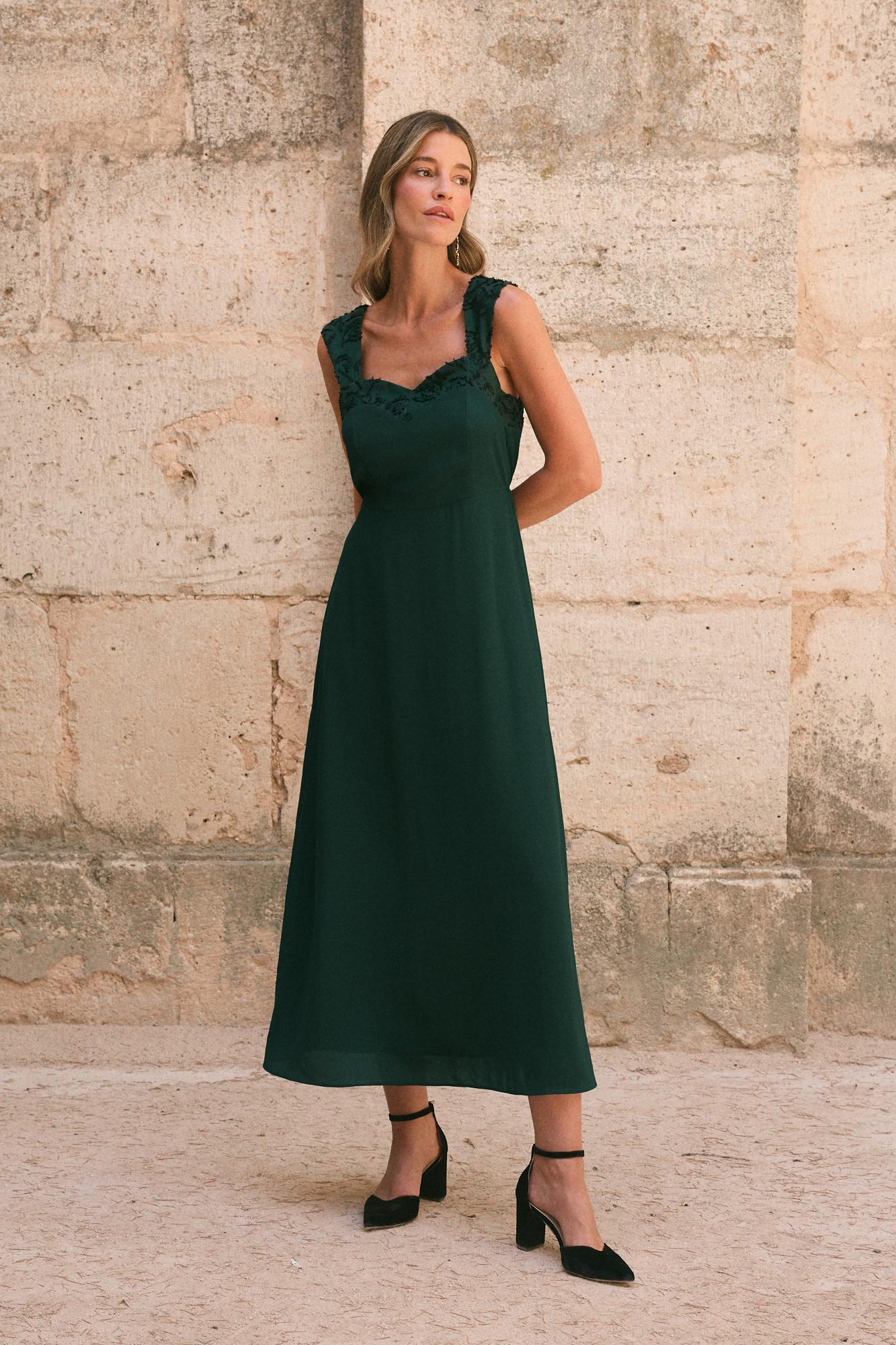 Lada Gästekleid