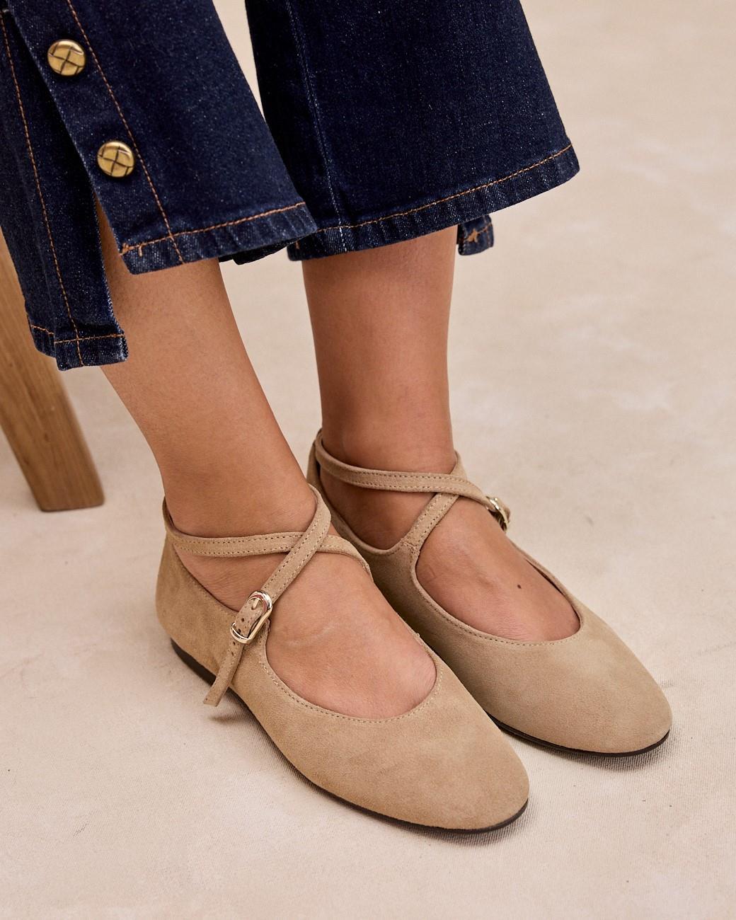Ballerinas mit Schnalle Novina