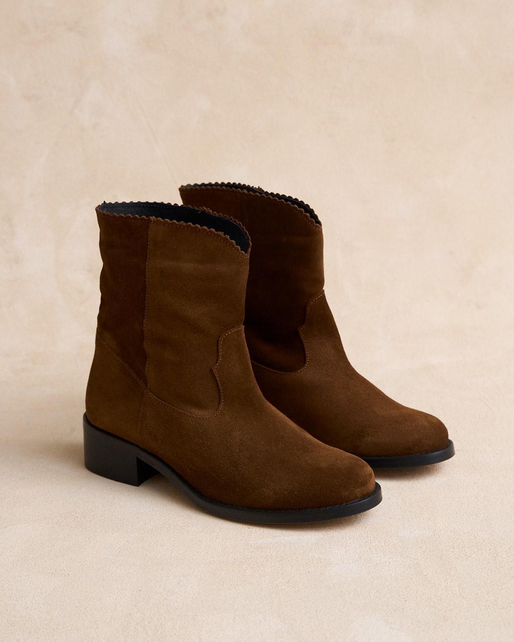 Stiefelette mit Wellen Serrala
