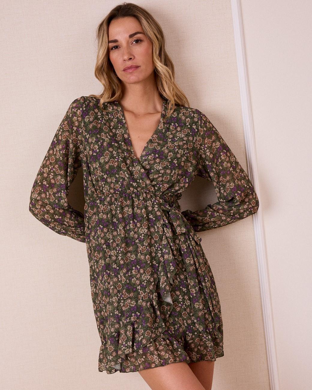 Kleid mit Nelkenmuster