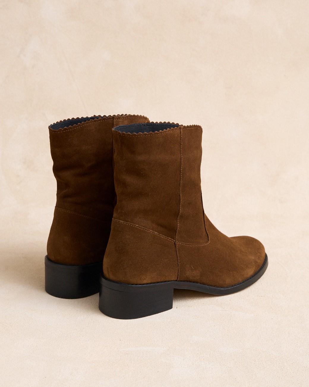 Stiefelette mit Wellen Serrala