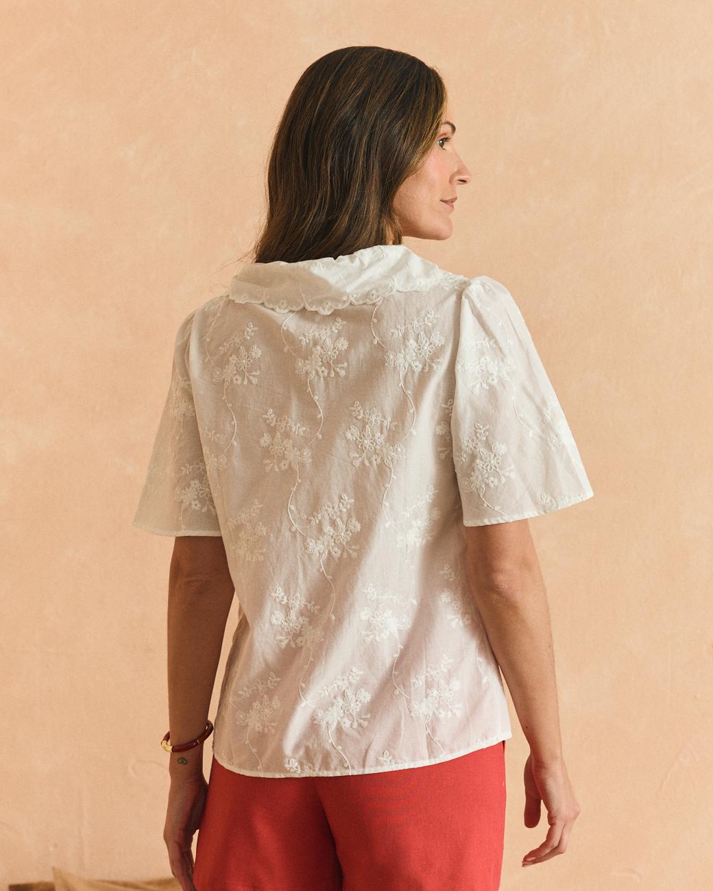 Bluse mit Volant Pati