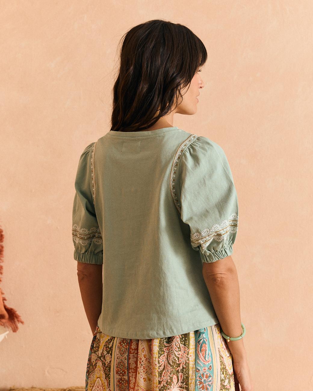 Besticktes T-Shirt Carlota